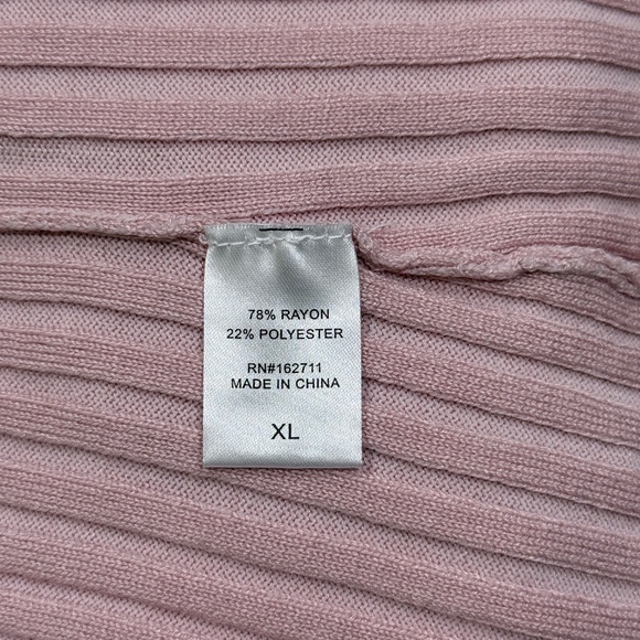 💗 Hooked Up by IOT Ribbed Mock Neck Sweater — Soft Pink — XL - Picture 4 of 6
